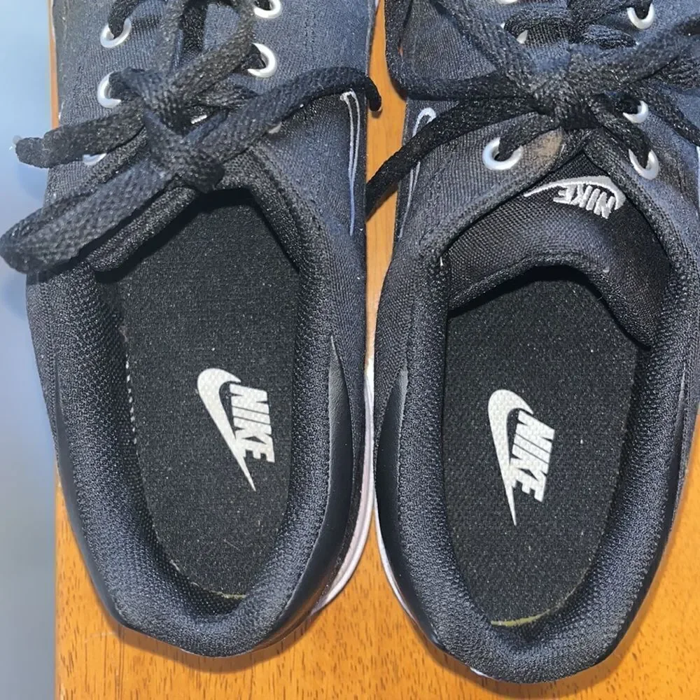 Nike size 10